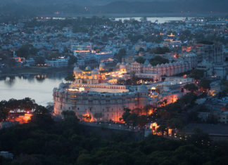 City Palace Udaipur Night View
